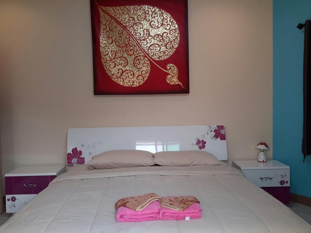 Donchai House Guest House& Cafe Chiang Mai Buitenkant foto