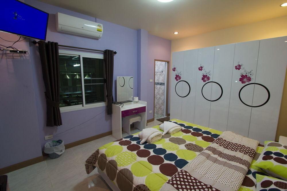 Donchai House Guest House& Cafe Chiang Mai Buitenkant foto