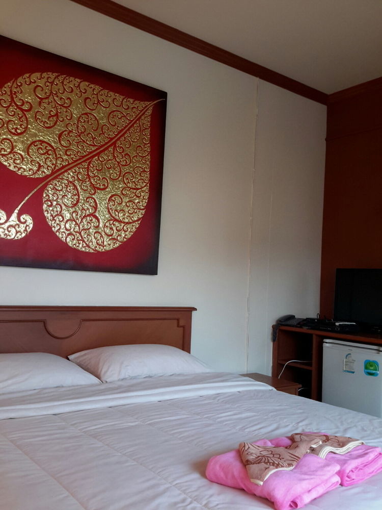 Donchai House Guest House& Cafe Chiang Mai Buitenkant foto