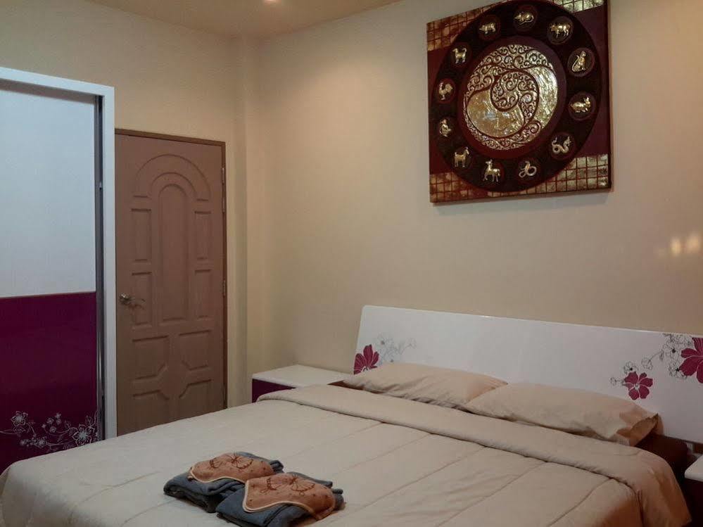 Donchai House Guest House& Cafe Chiang Mai Buitenkant foto